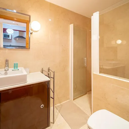 Casa Milo アレシフェ